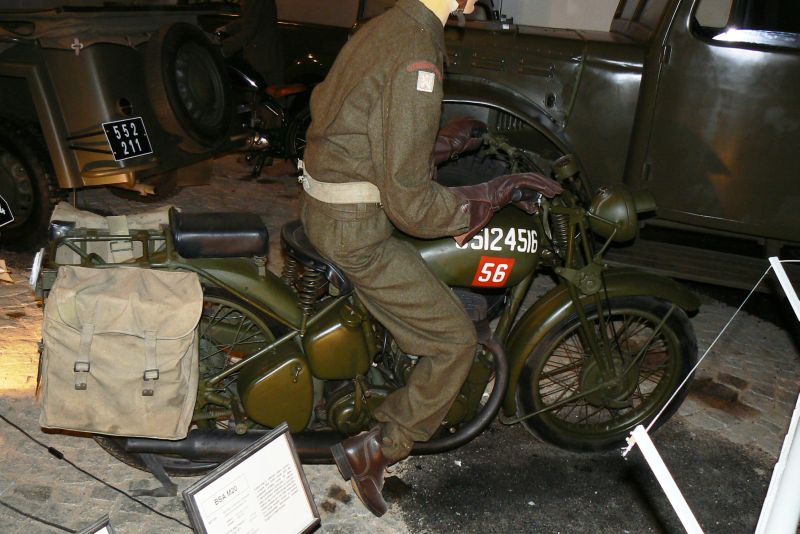 Vojenská technika 13